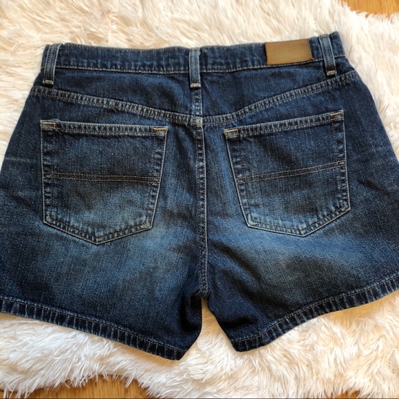 Tommy Hilfiger Boyfriend Short Size 8 Medium Wash - Picture 2 of 5